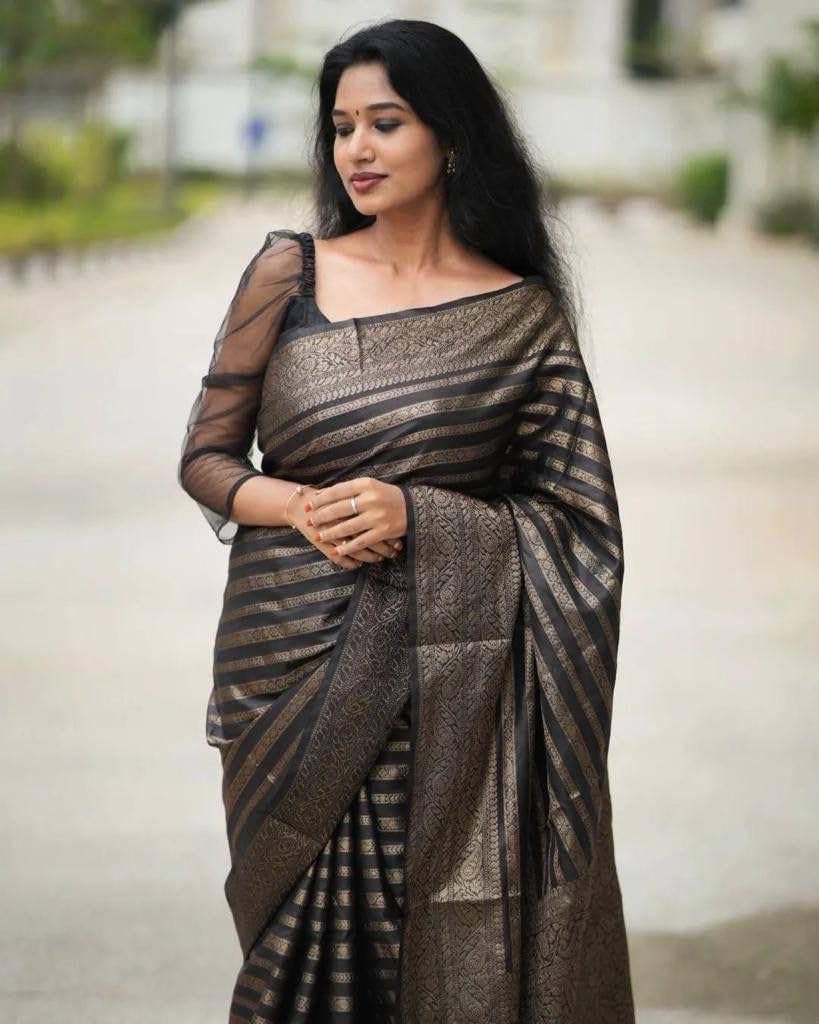 Banarasi Jacquard Saree With Blouse