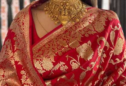 Banarasi Jacquard Saree With Blouse