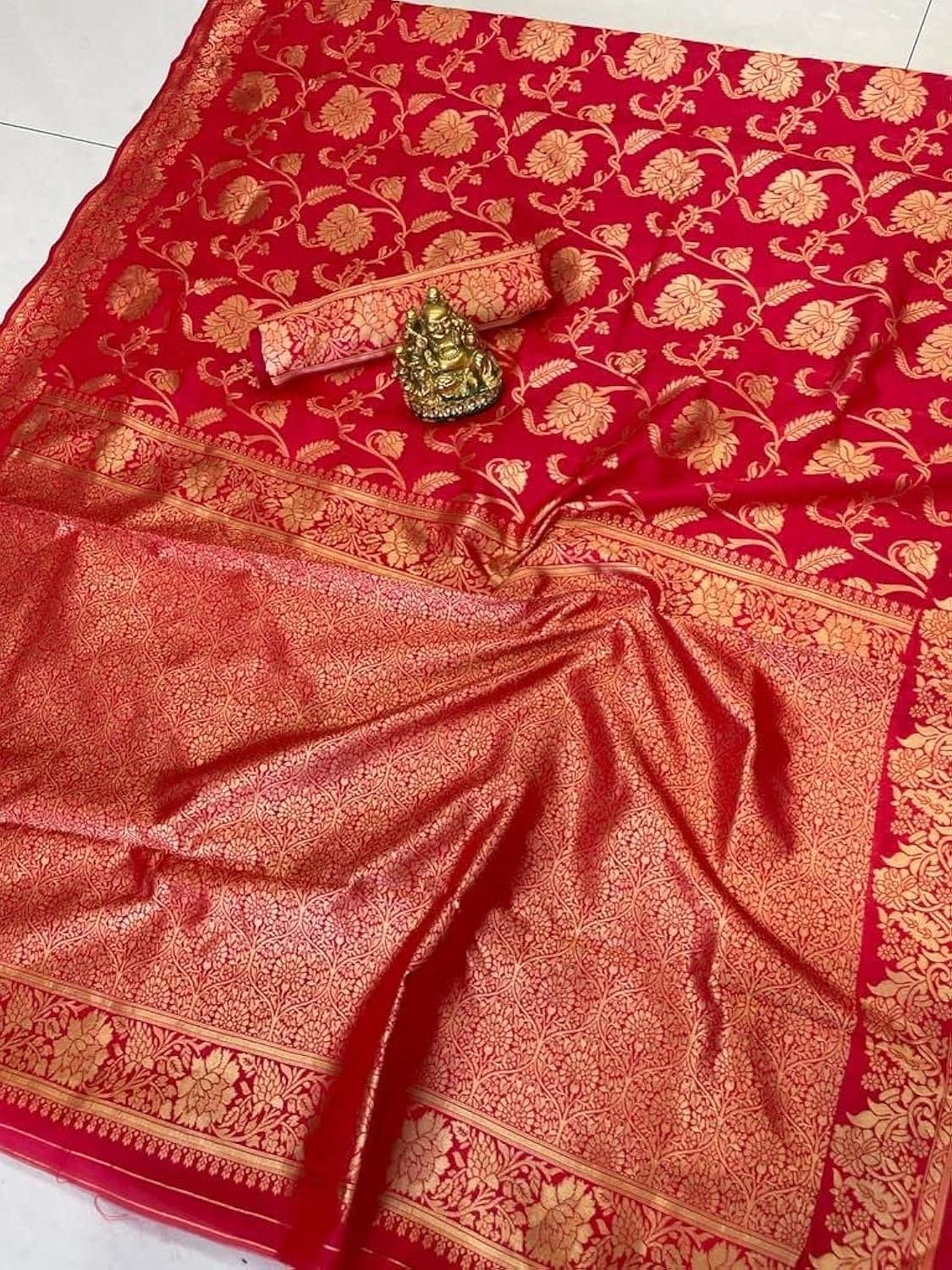 Banarasi Jacquard Saree With Blouse