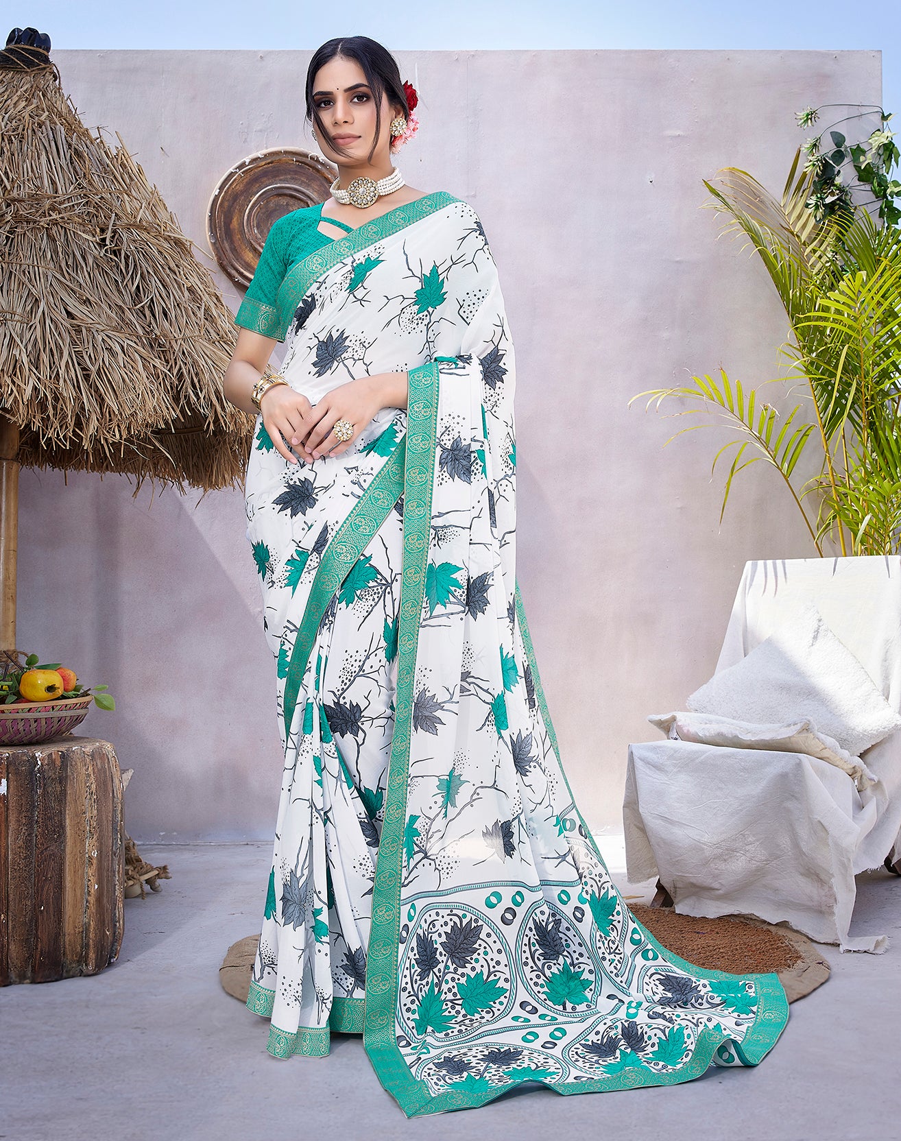 Supikart Elegant Georgette Saree with Blouse Piece