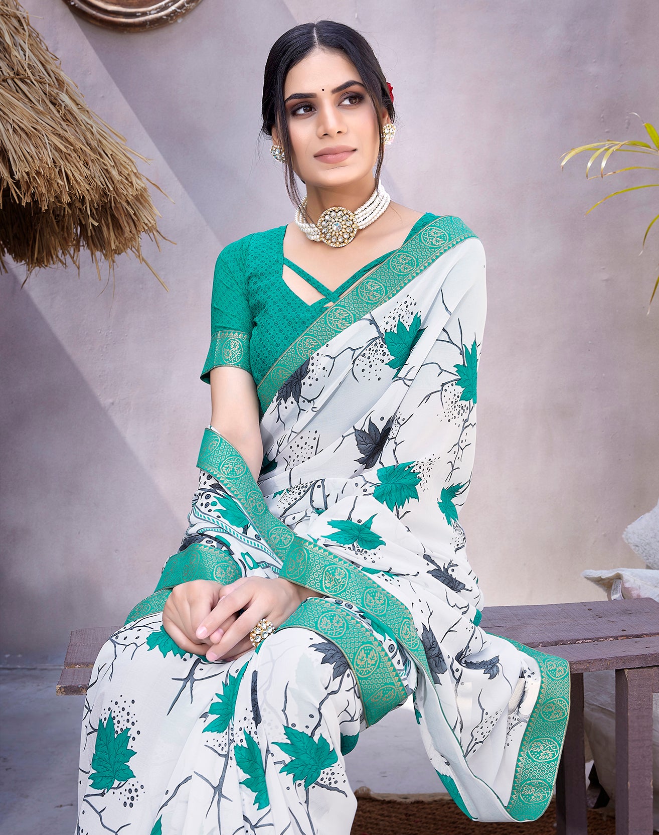 Supikart Elegant Georgette Saree with Blouse Piece