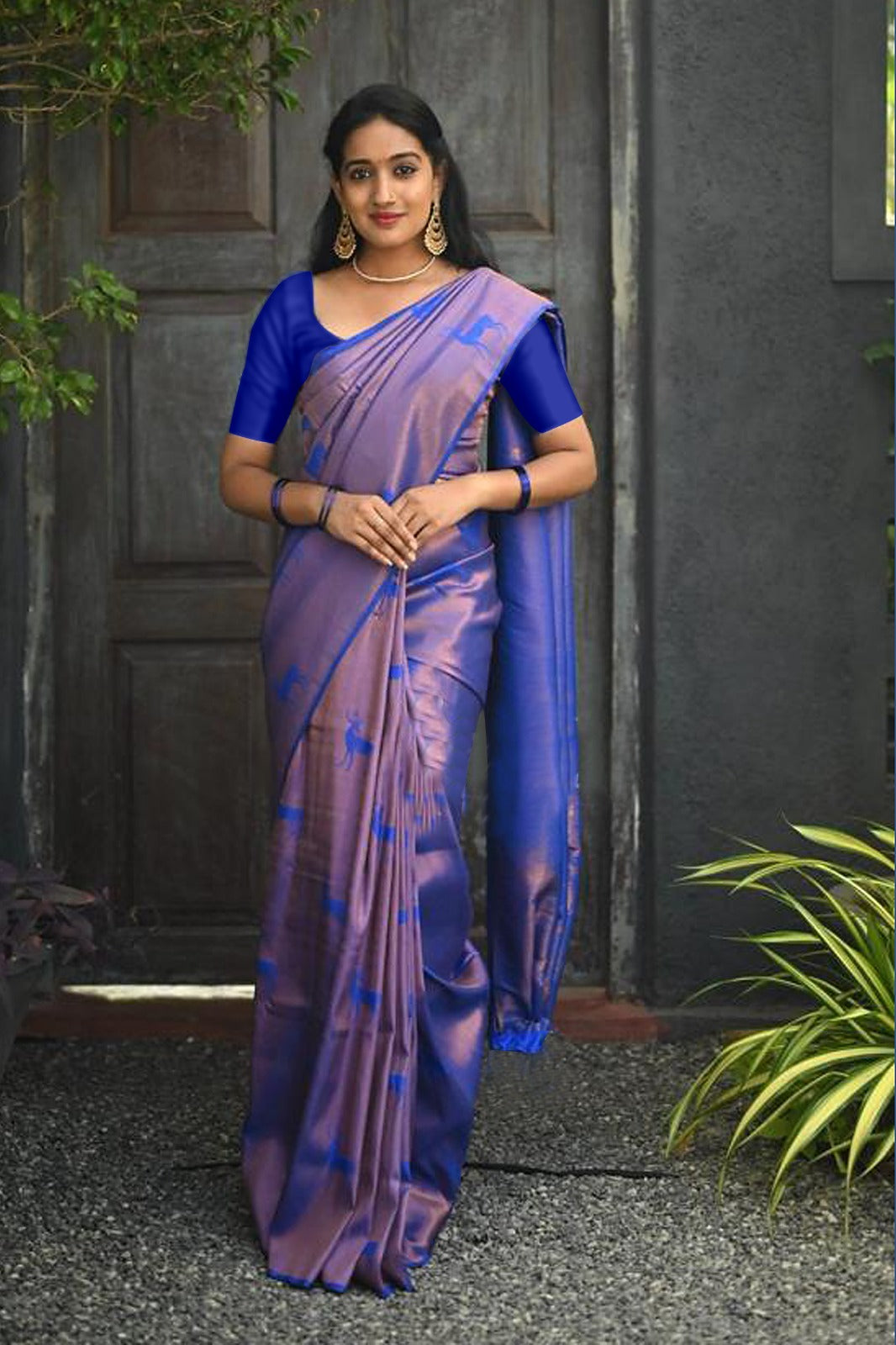 Banarasi Jacquard Saree With Blouse