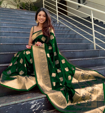 Banarasi Jacquard Saree With Blouse