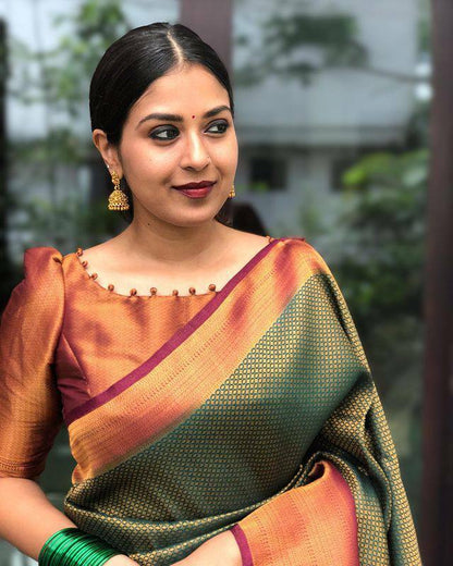 Banarasi Jacquard Saree With Blouse