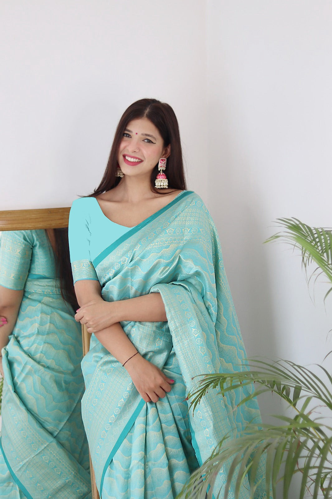 Banarasi Jacquard Saree With Blouse